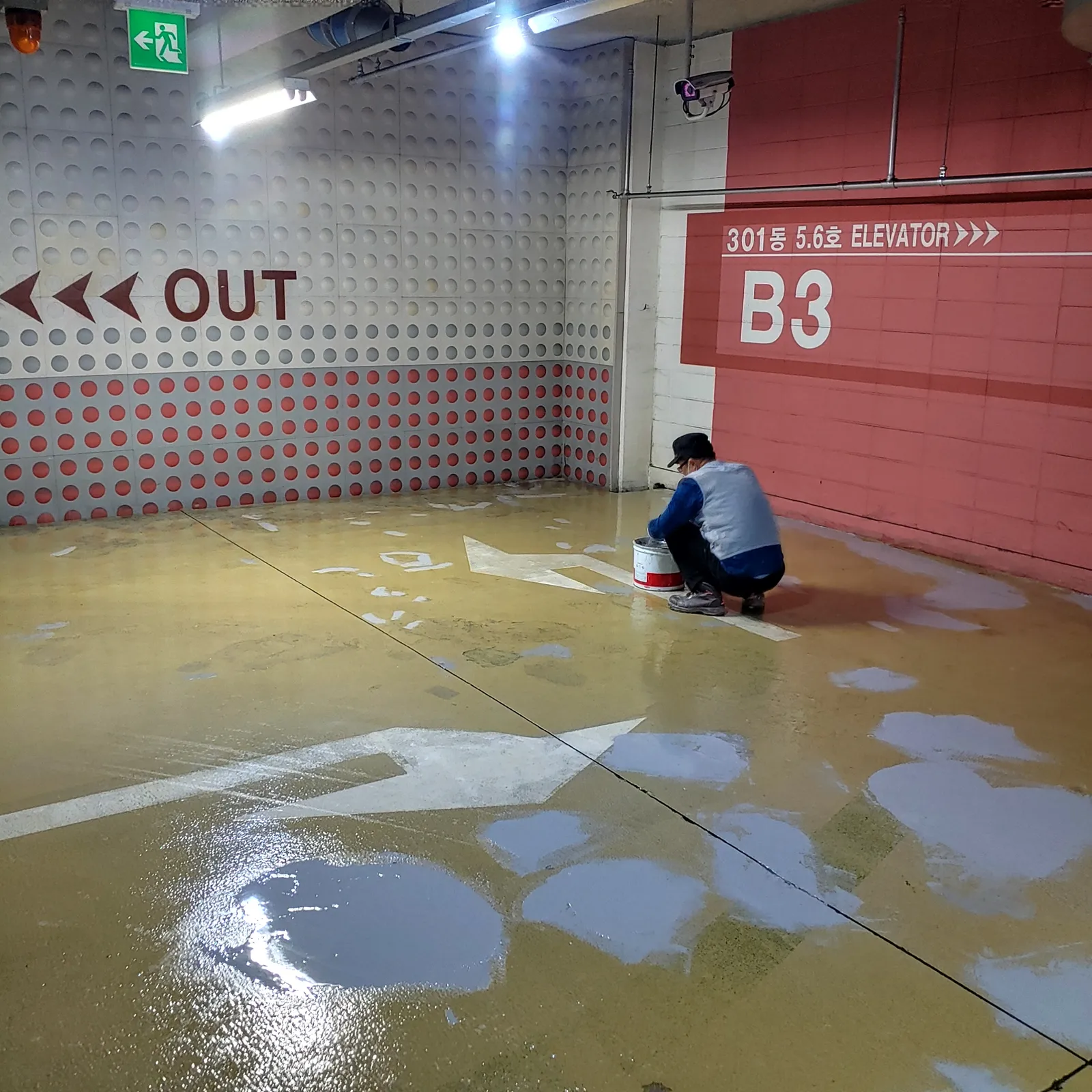 용산 이안 3차 주차장